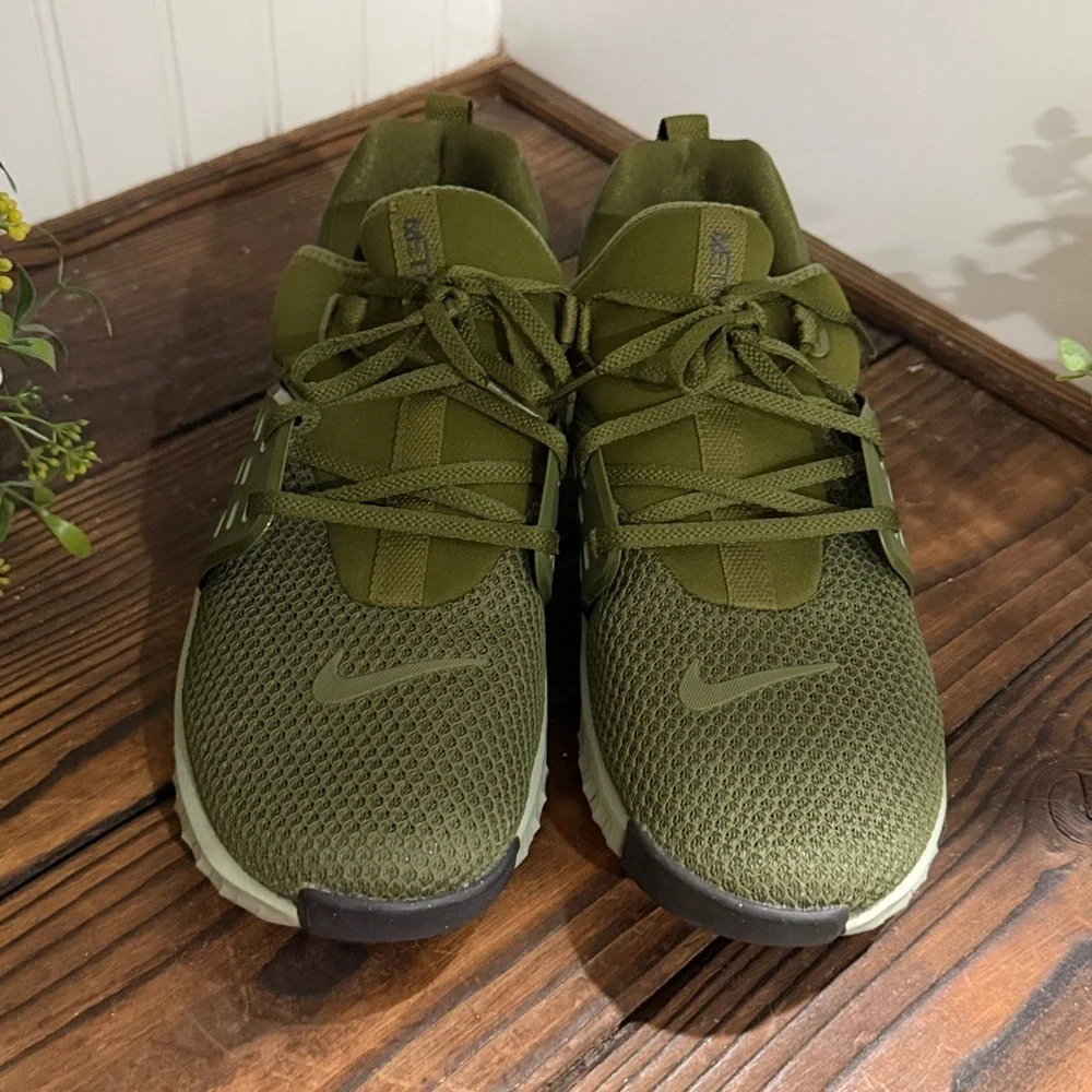 Like New Nike Free x Metcon 2 athletic training shoes